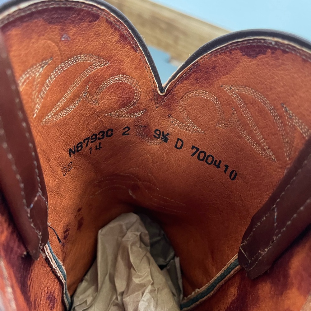 Lucchese Roper Round Toe Boots - Picture 16 of 16